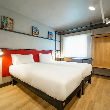 Ibis Centro Mercado Bolhao Hotel Oporto